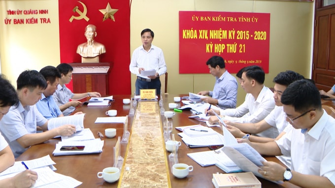 Đồng chí Vũ Văn Diện, Ủy viên Ban Thường vụ, Chủ nhiệm Ủy ban Kiểm tra Tỉnh ủy, chủ trì Kỳ họp thứ 21, Ủy ban Kiểm tra Tỉnh ủy