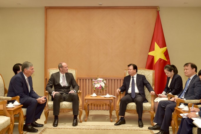 Phó Thủ tướng Trịnh Đình Dũng tiếp ông Ben Keswick, Chủ tịch kiêm Giám đốc điều hành Tập đoàn Jardines Matheson (Vương quốc Anh). Ảnh: VGP