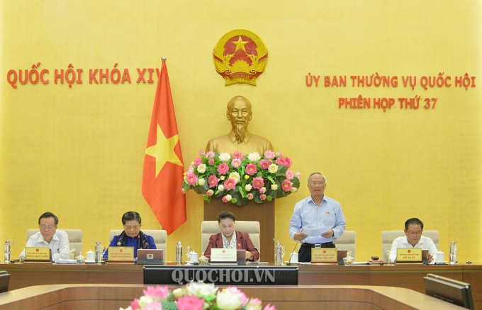 Phó Chủ tịch Quốc hội Uông Chu Lưu điều hành nội dung thảo luận.