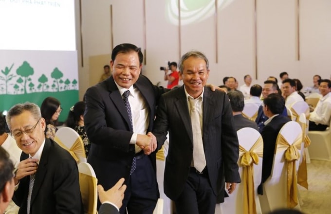 Bộ trưởng NN&PTNT Nguyễn Xuân Cường luôn sát cánh cùng HAGL, thúc đẩy hợp tác giữa Thaco và HAGL.