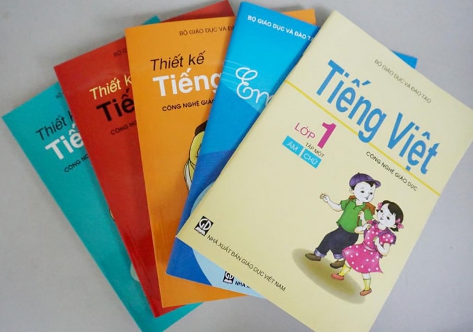 Bộ SGK công nghệ giáo dục của GS. Hồ Ngọc Đại.