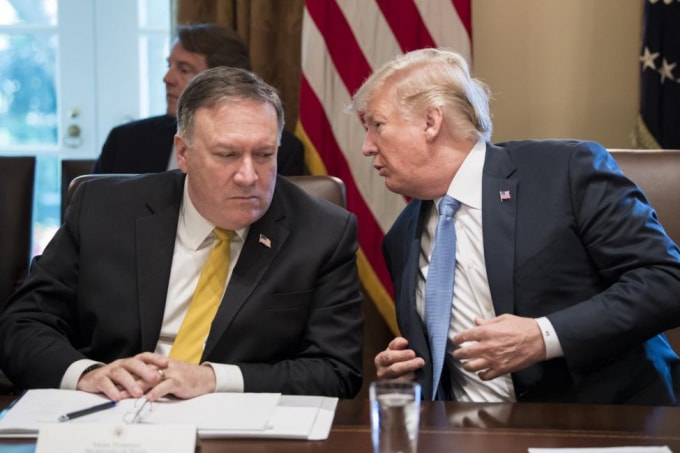 Tổng thống D.Trump và Ngoại trưởng Pompeo. Ảnh: UPI