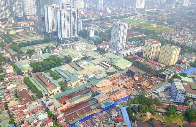 Một số chuyên gia về bất động sản đánh giá, khu đất hơn 5,7 ha tại số 87 - 89 Hạ Đình của Công ty Rạng Đông nằm ở vị trí
