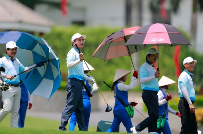 Giải Golf gây quỹ Chung tay vì ATGT 2019 có hơn 140 golfer tranh tài.