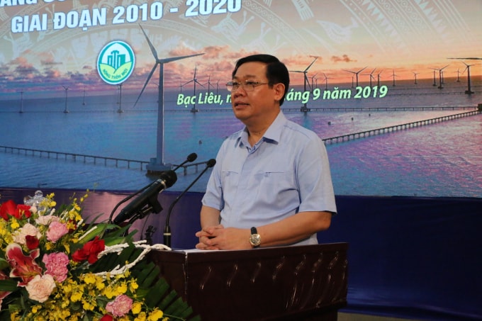 Phó Thủ tướng Chính phủ Vương Đình Huệ phát biểu chỉ đạo tại Hội nghị.