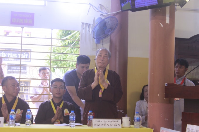 Đại diện chùa Thiền Tông Tân Diệu: Thiền gia, soạn giả Nguyễn Nhân.