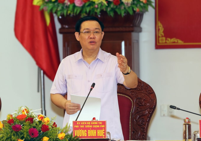 Phó Thủ tướng Vương Đình Huệ phát biểu tại buổi làm việc. Ảnh: VGP