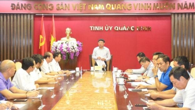 Bí thư Tỉnh uỷ, Chủ tịch HĐND tỉnh, Nguyễn Xuân Ký phát biểu tại buổi làm việc với Hiệp hội Doanh nghiệp. Ảnh : Nguyễn Thanh.