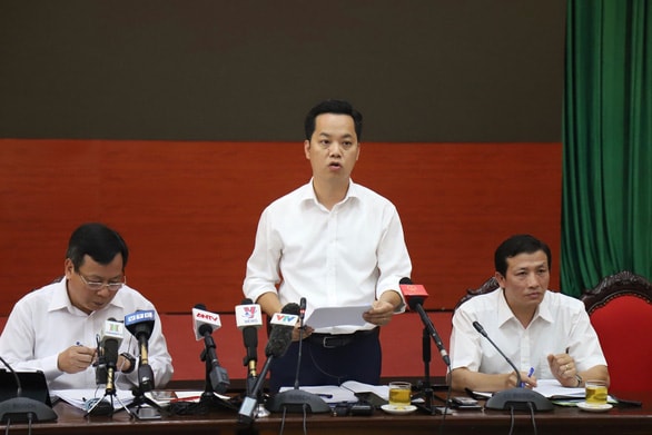 Lãnh đạo Thành ủy Hà Nội thông tin về vụ cháy Công ty Rạng Đông. Ảnh: D.T