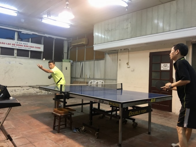VĐV Trần Quang Hòa luôn được đánh giá là đối thủ nặng ký tại Giải Bóng bàn Cúp Hội Nhà báo Việt Nam. Ảnh: PV