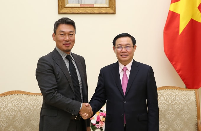 Phó Thủ tướng Vương Đình Huệ tiếp ông Park Byounggun, Giám đốc Công ty công nghệ Alliex (Hàn Quốc). Ảnh: VGP