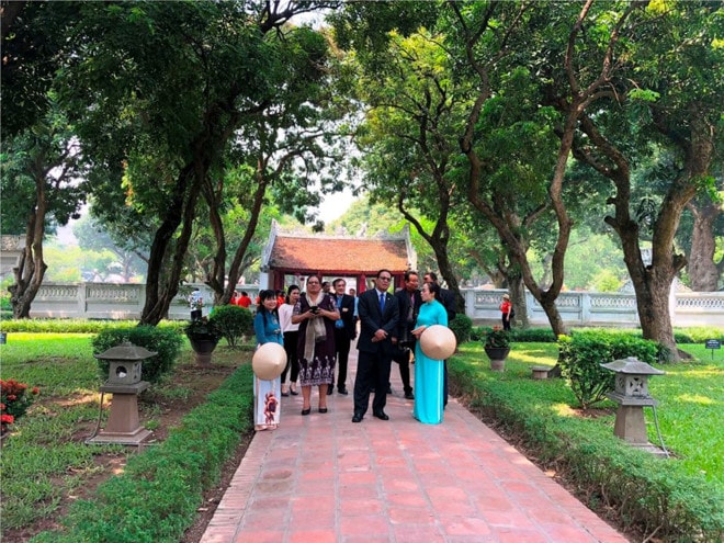 Điểm đến thành phố hàng đầu thế giới, dành cho thành phố Hà Nội (World's Leading City Destination 2019). Ảnh: Internet