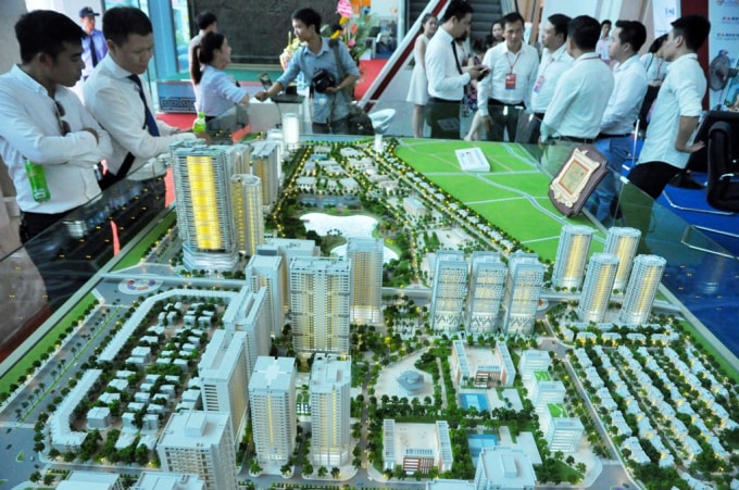 UBND TP cũng đã chỉ đạo các sở ngành giải quyết những bất cập trong giao dịch bất động sản. (Ảnh minh họa)