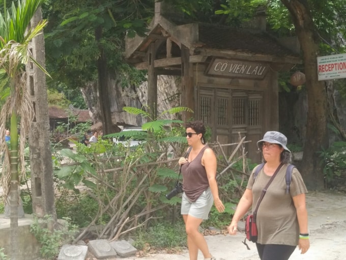 Vụ khiếu kiện liên quan đến đấu giá Khu bảo tồn và trưng bày cổ vật Cố Viên Lầu đã kéo dài nhiều năm nhưng chưa có hồi kết