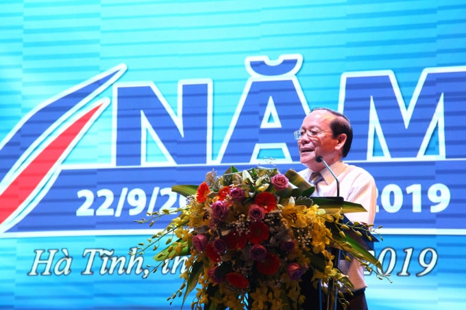 Nhà báo Nguyễn Khắc Hiển - Trưởng văn phòng Đại diện Báo Nhà báo & Công luận Bắc miền Trung ôn lại quá trình hoạt động của Văn phòng trong 15 năm qua.