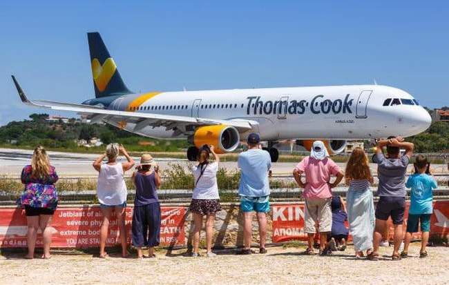 Thomas Cook- ông trùm ngành du lịch thế giới sụp đổ sau 178 năm tồn tại. Ảnh: CNN