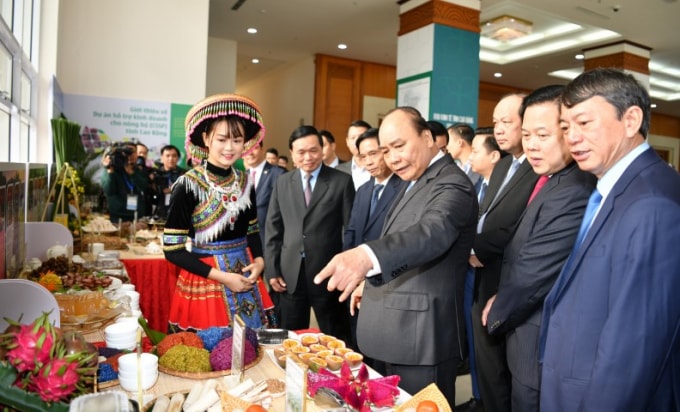 Thủ tướng Chính phủ Nguyễn Xuân Phúc dự Hội nghị xúc tiến đầu tư tại tỉnh Cao Bằng.