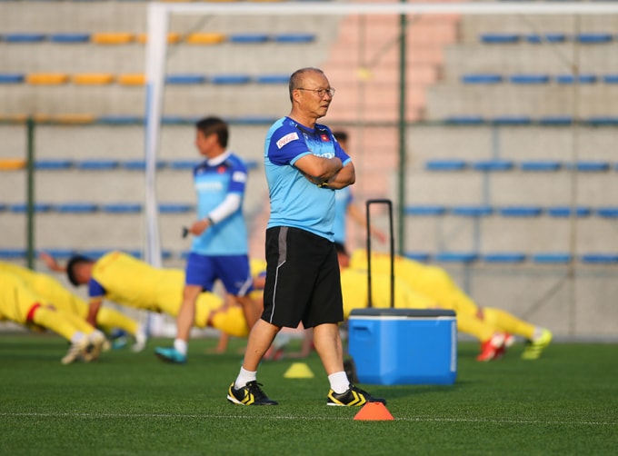 Vị chiến lược gia người Hàn Quốc sẽ phải tính toán thật kỹ càng cho giải đấu U23 Châu Á tới đây. Ảnh: Hoàng Dương