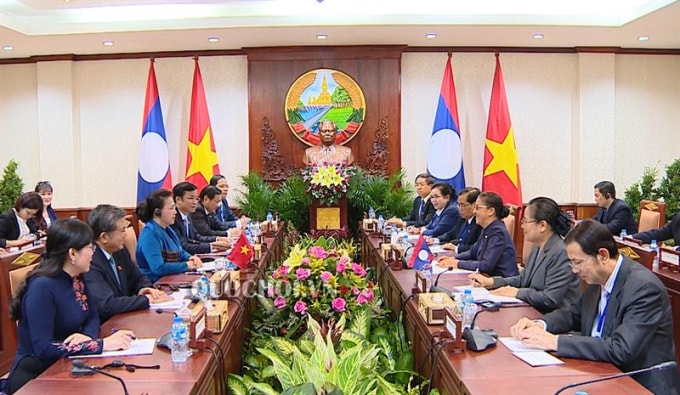 Chủ tịch Quốc hội Nguyễn Thị Kim Ngân hội đàm với Chủ tịch Quốc hội CHDCND Lào Pany Yathotou.