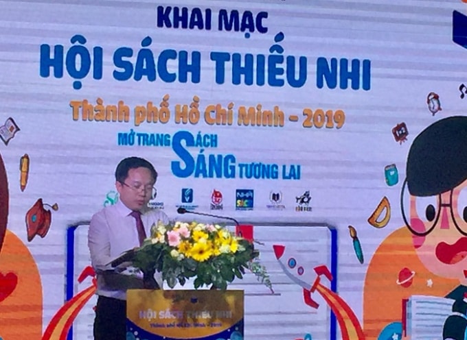 Phó giám đốc Sở Thông tin và Truyền thông TP.HCM Từ Lương phát biểu khai mạc Hội sách thiếu nhi TP.HCM 2019