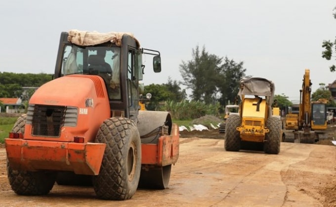 Dự án chậm tiến độ do nhiều nguyên nhân khách quan và chủ quan mang lại, trong đó khâu Giải phóng mặt bằng vẫn đang còn nhiều vướng mắc