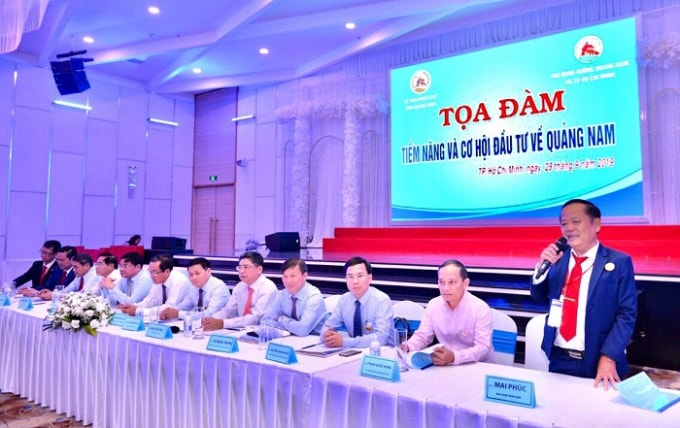 Lãnh đạo UBND, các sở ngành tỉnh Quảng Nam và đại diện Hội đồng hương Quảng Nam tại TP.HCM, Hội QNB tham gia tọa đàm