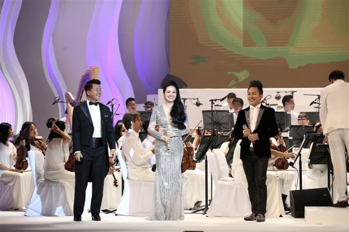Live-concert Trăng Hát của ca sĩ Phạm Thùy Dung (38)