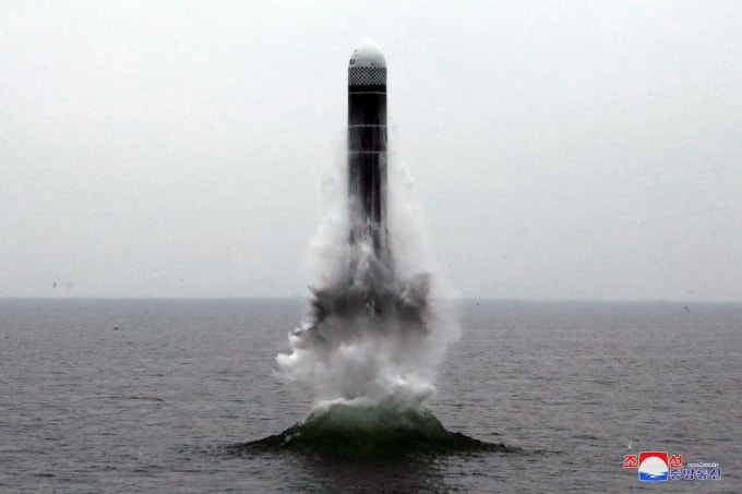 Hình ảnh vụ thử tên lửa SLBM mới hôm 2/10 của Triều Tiên. Ảnh: KCNA