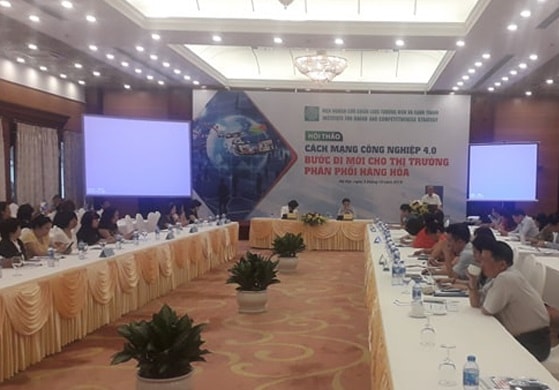 Hội thảo “Cách mạng Công nghiệp 4.0 - Bước đi mới cho thị trường phân phối hàng hóa”. Ảnh: Minh Đạt