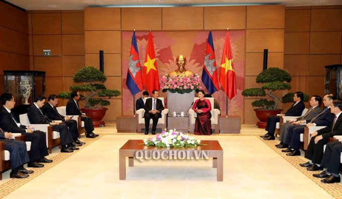 Tại buổi hội kiến, Chủ tịch Quốc hội Nguyễn Thị Kim Ngân mong Campuchia ủng hộ và phối hợp khi Việt Nam đảm nhận vai trò Chủ tịch ASEAN 2020 và Chủ tịch Đại Hội đồng Liên nghị viện các quốc gia Đông Nam Á lần thứ 41 (AIPA 41) vào năm 2020.