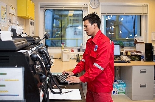 Trực trên giàn PV DRILLING V