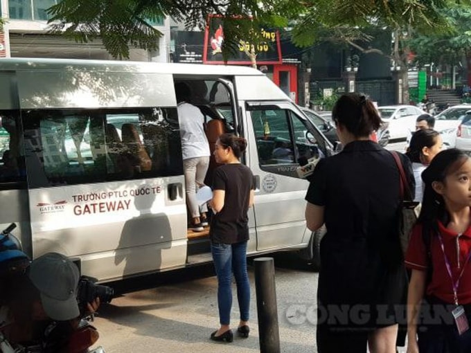 Bộ GD&ĐT: Đề nghị bổ sung quy định về tiêu chuẩn xe đưa đón học sinh.