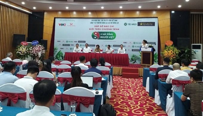 Gặp mặt báo chí giới thiệu chương trình “Vì sức khỏe người Việt” năm thứ 3 diễn ra chiều 10/7 tại Hà Nội. Ảnh: ĐT