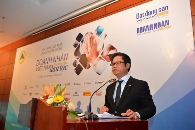 TS. Vũ Tiến Lộc phát biểu tại Tọa đàm. Ảnh: P.V