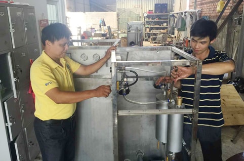 Công trình máy lọc nước biển phục vụ ngư dân và hải đảo của anh Trần Thái Sơn.