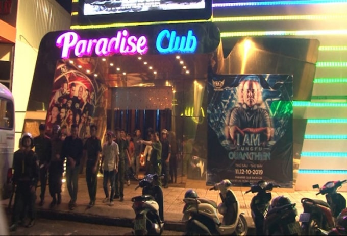 Quán bar Paradise Club nơi phát hiện hàng chục người dương tính với chất ma túy.