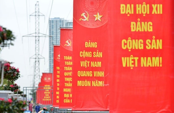 Quyết tâm xây dựng, chỉnh đốn Đảng, làm cho Đảng thực sự trong sạch, vững mạnh. Ảnh: TL
