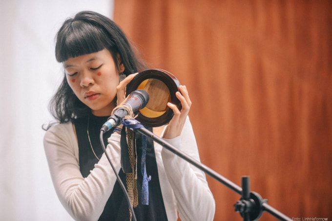 Nghệ sĩ Linh Ha (For now).