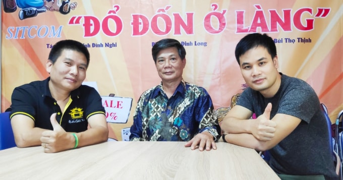 Đạo diễn Bùi Thọ Thịnh, nhà văn Trịnh Đình Nghi, nhà biên kịch Đinh Long (từ trái sang phải).
