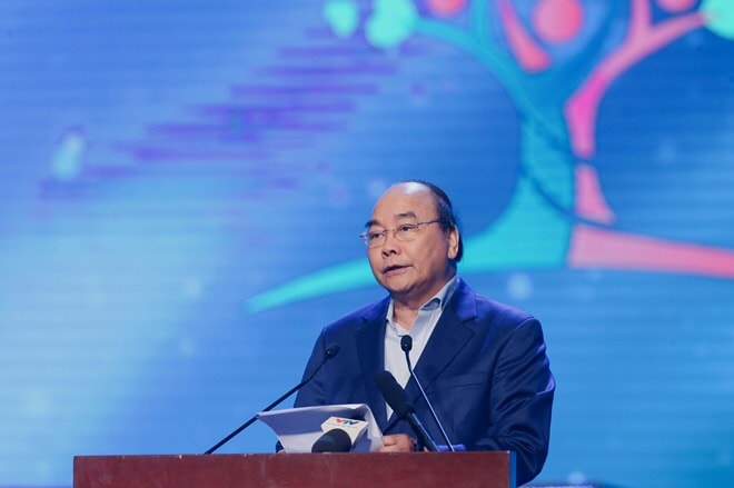 Thủ tướng Chính phủ Nguyễn Xuân Phúc khẳng định chương trình giảm nghèo bền vững đã góp phần hạn chế tái nghèo, cải thiện đời sống cho người dân chủ yếu ở vùng sâu, vùng xa, vùng đặc biệt khó khăn.