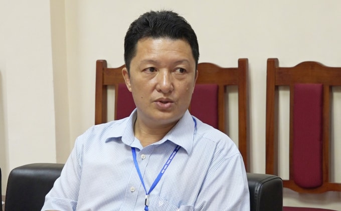 Ông Nguyễn Thanh Hà – Chánh văn phòng Đại học Thái Nguyên làm việc với phóng viên