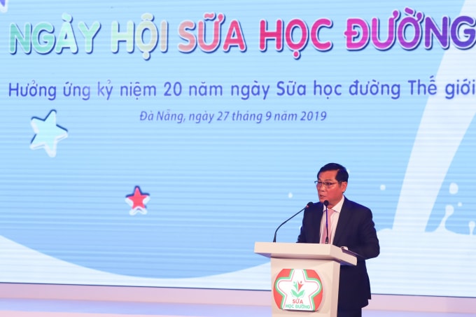 Ông Trần Quang Trung, Chủ tịch Hiệp hội Sữa Việt Nam cho biết gần đây nhiều tỉnh thành đã thực hiện chương trình sữa học đường và đạt kết quả rất tốt, nhận được sự hưởng ứng của cộng động và chương trình đang được nhân rộng tại các địa phương khác trong thời gian tới