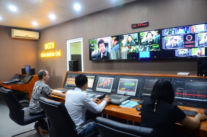 Tác nghiệp của phóng viên Đài PT&TH tỉnh Bắc Giang.