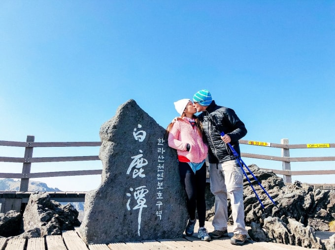 Núi Hallasan là điểm đến không thể bỏ qua cho các cặp đôi tại Jeju.