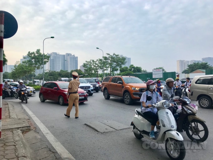 Bảo đảm trật tự, an toàn giao thông trong tháng cao điểm “An toàn giao thông cho học sinh đến trường”