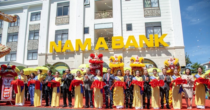 Nam A Bank Đức Trọng (số 362 Quốc lộ 20, Thị trấn Liên Nghĩa, Huyện Đức Trọng, Tỉnh Lâm Đồng) là điểm khai trương cuối cùng trong kế hoạch mở rộng mạng lưới của Nam A Bank đã được NHNN phê duyệt.