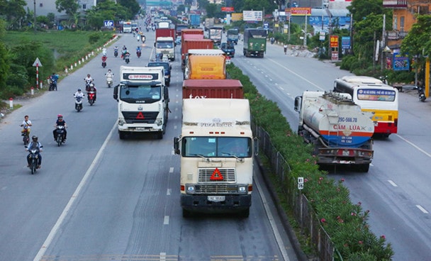 Tập trung xử lý điểm đen trên các tuyến đường địa phương; phê duyệt và triển khai thực hiện phương án cải thiện ATGT trên tuyến Quốc lộ 5.