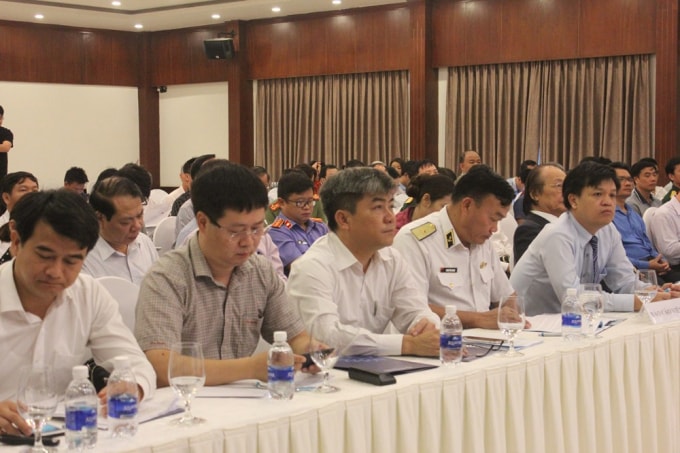 Các đại biểu tham dự Hội nghị tập huấn, bồi dưỡng kiến thức về biển, đảo Việt Nam sáng 31/10 tại TP. Đà Nẵng