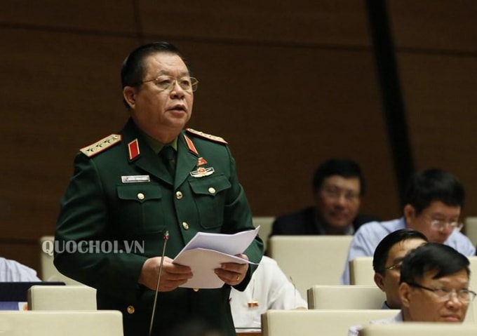 Đại biểu Quốc hội tỉnh Tiền Giang, Thượng tướng Nguyễn Trọng Nghĩa phát biểu ý kiến. Ảnh: Trung tâm thông tin Quốc hội
