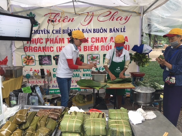 Quán thuần chay Thiên Y tại Lễ hội. Ảnh: kinhtenongthon.vn